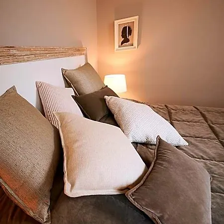 Bubble 8 Apartman *