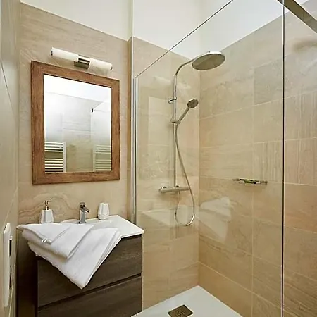 Apartman Bubble 8 *