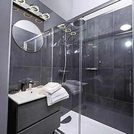 Bubble 8 Apartman Épernay