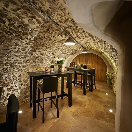 Apartment Bubble 8