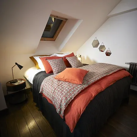 Bubble 8 Apartment