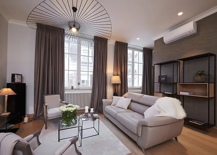 Apartment Bubble 8 *